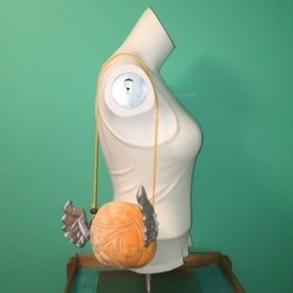 Harry Potter Golden Snitch Plush Zipper Bag Purse - Picture 7 of 8